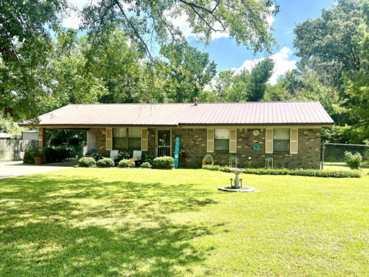 304 LONE OAK PARK, WEST POINT, MS 39773 - Image 1