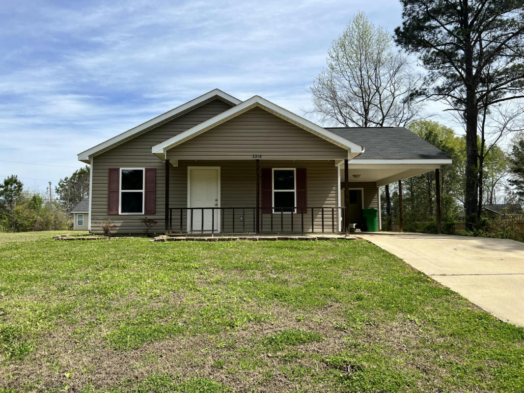 2218 BITTERSWEET DR, COLUMBUS, MS 39705, photo 1 of 8